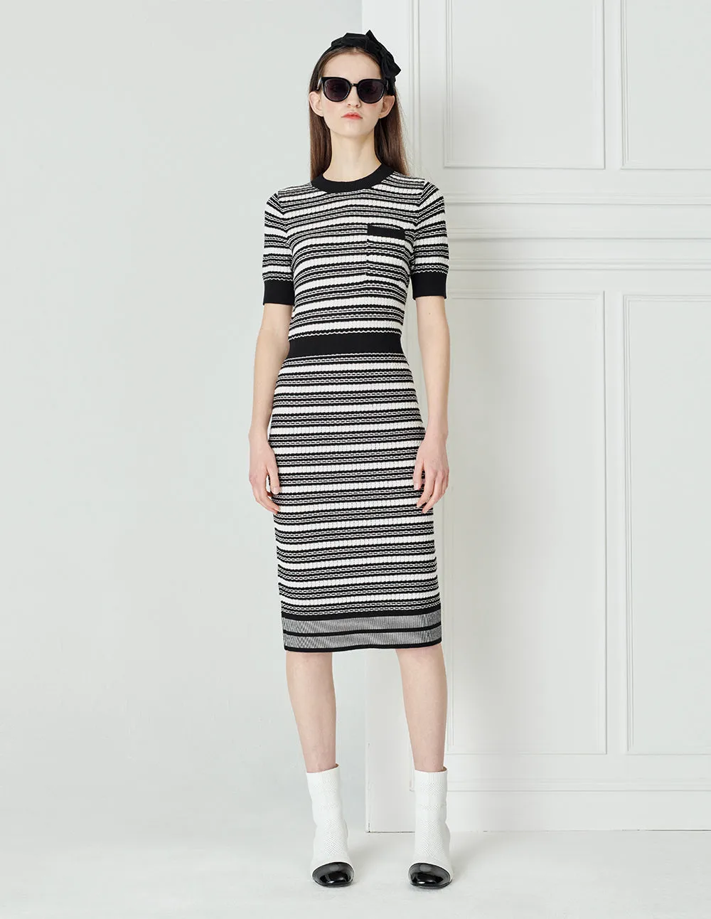 BORA AKSU Black And White Striped Round Neck Short-Sleeved Long Knitted Dress