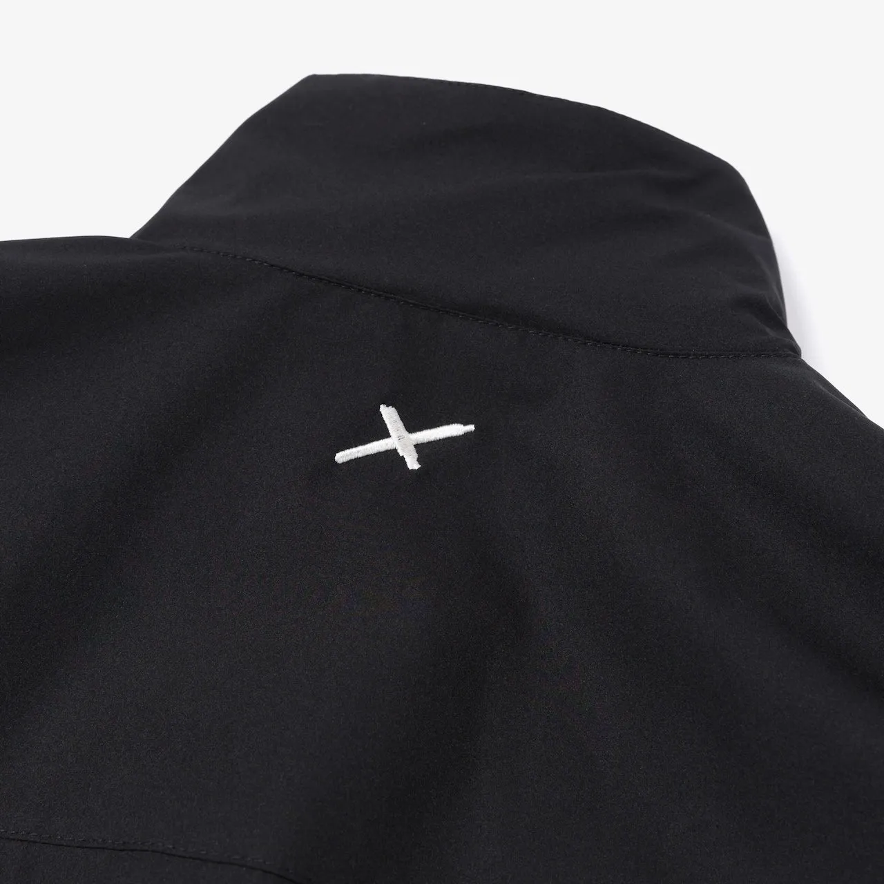 Foundations FW'24 Women's Windbreaker - Black