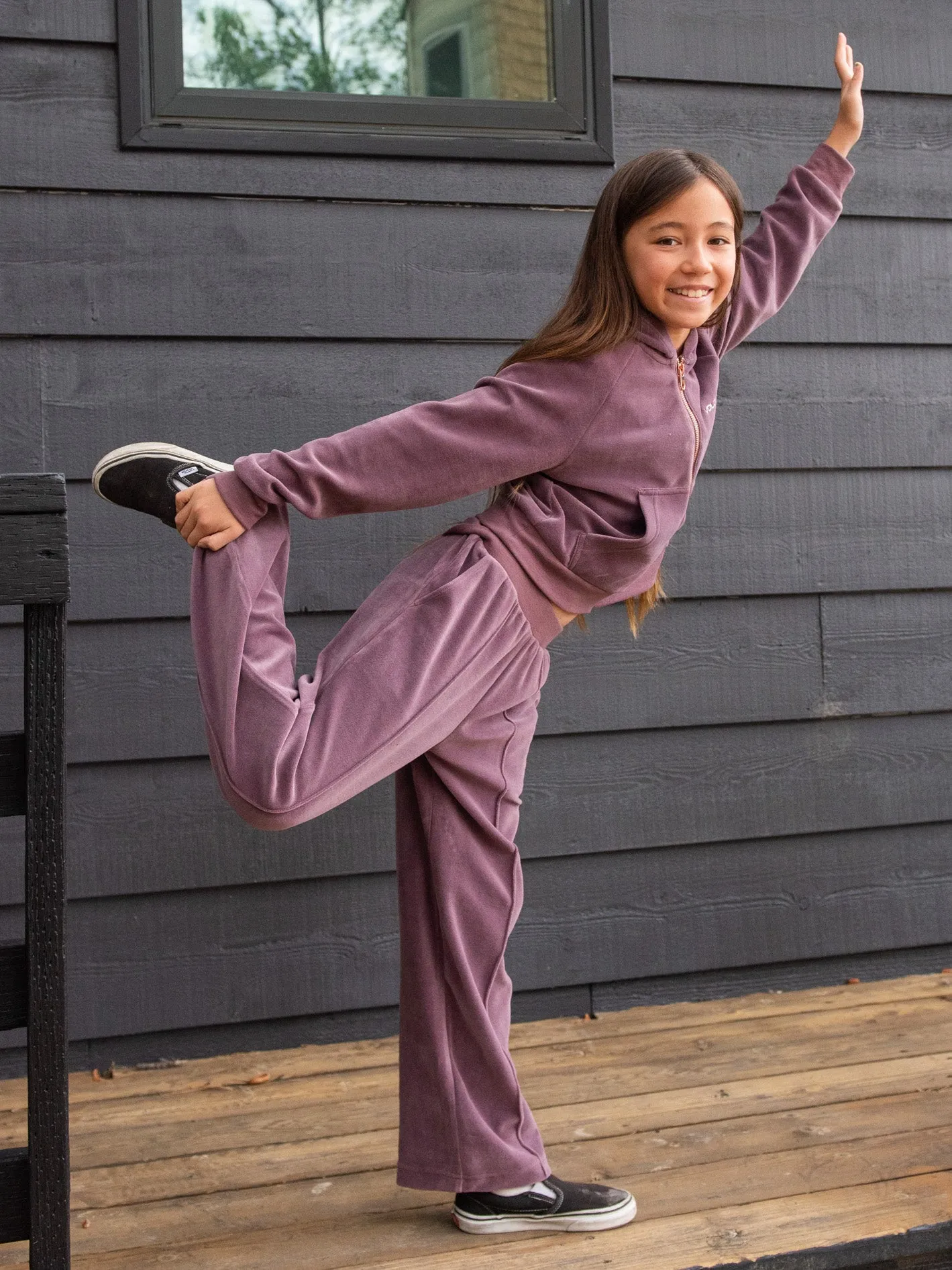 Girls Lived in Lounge Velour Elastic Waist Fleece Pants - Acai