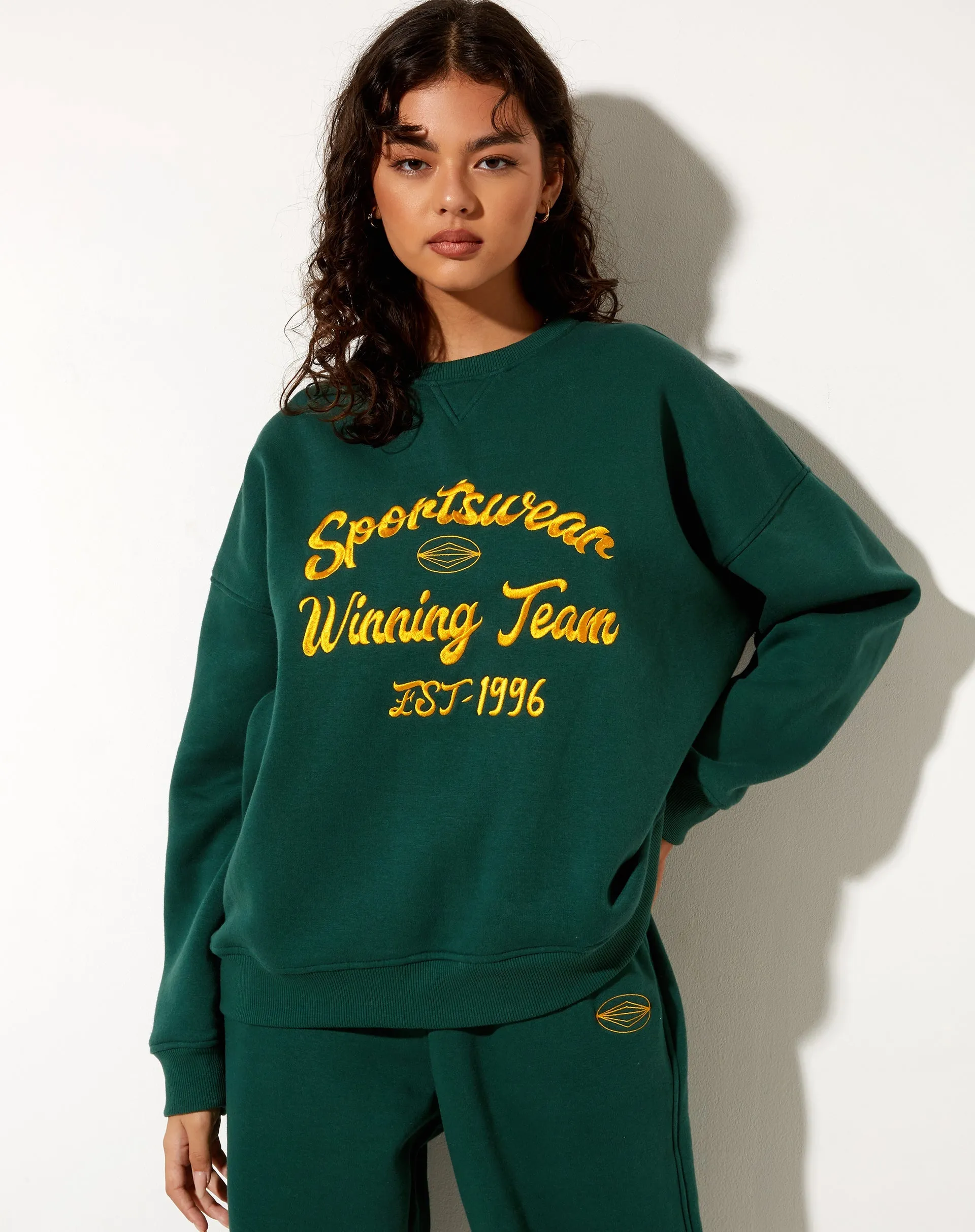 Glan Sweatshirt in Forest Green in Winning Team Mix Embro