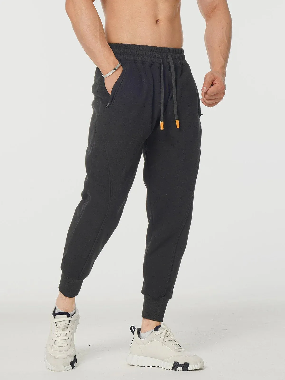 Kinetic Loose fit Sweatpant Jogger All Season Essential