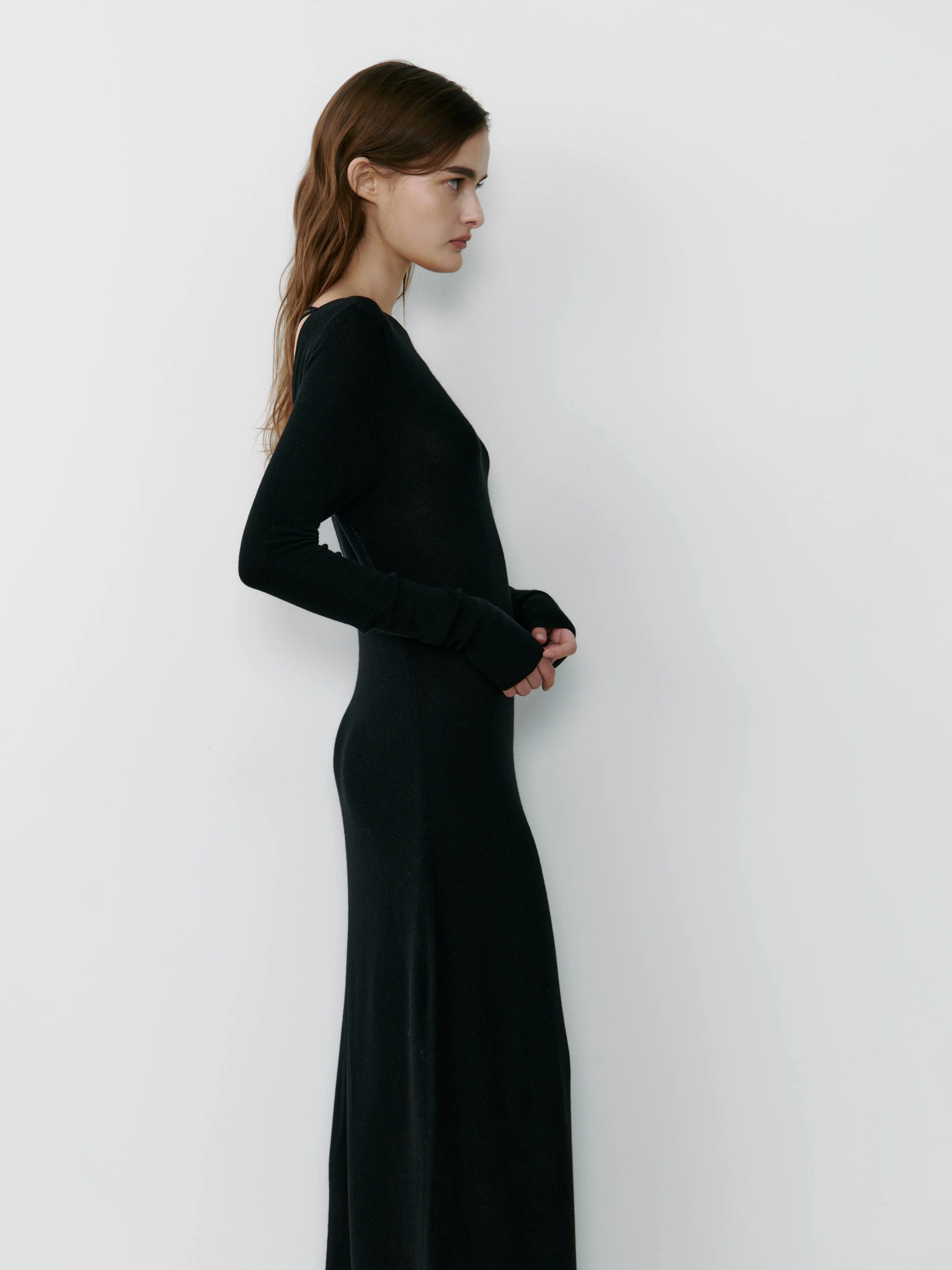 THE RESORT DRESS - BLACK